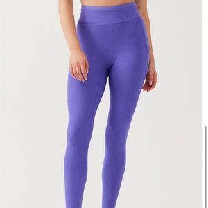 Outdoor Voices TechSweat Thrive high waist leggings EUC medium purple Violet